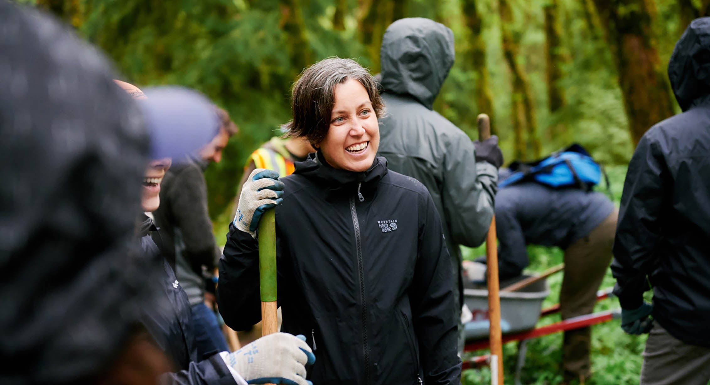 trail clean-up volunteer